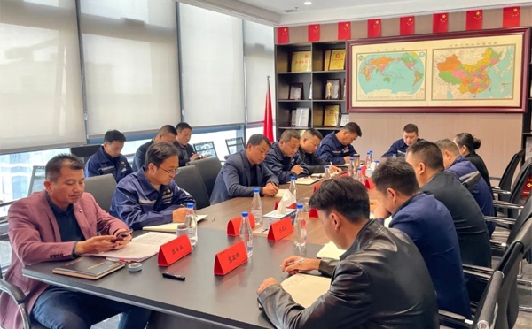 錨定目標不放松！裕隆氣體營(yíng)銷(xiāo)中心4月工作例會(huì )順利召開(kāi)